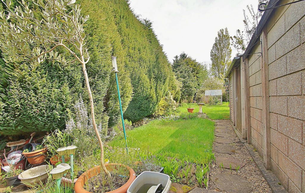 Percival Road, Hillmorton, Rugby, Warwickshire Edward Knight Estate Agents