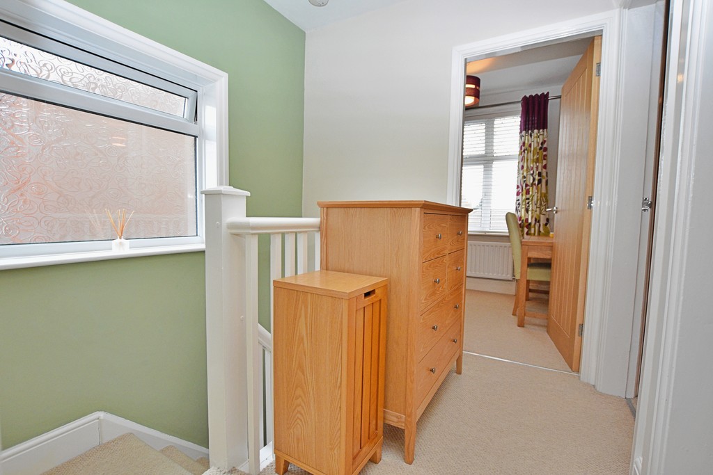 Sidney Road, Hillmorton, RUGBY Edward Knight Estate Agents