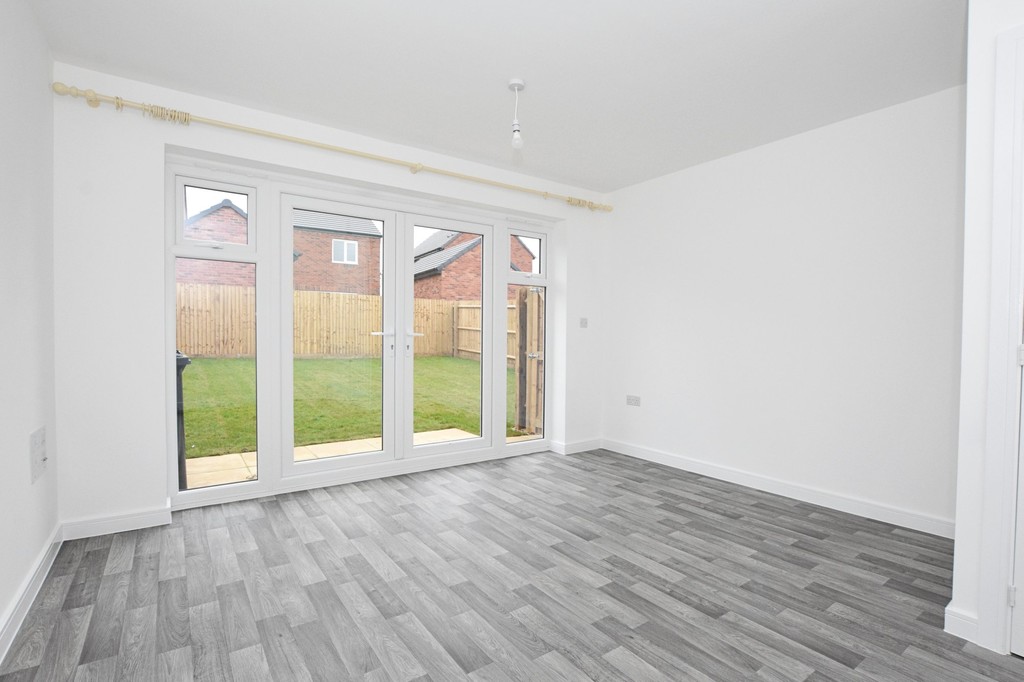 Southwell Drive, Houlton Meadows, Rugby Edward Knight Estate Agents