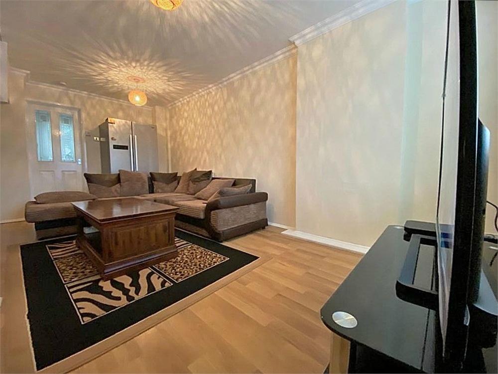 Manorfield Close, Northampton Edward Knight Estate Agents