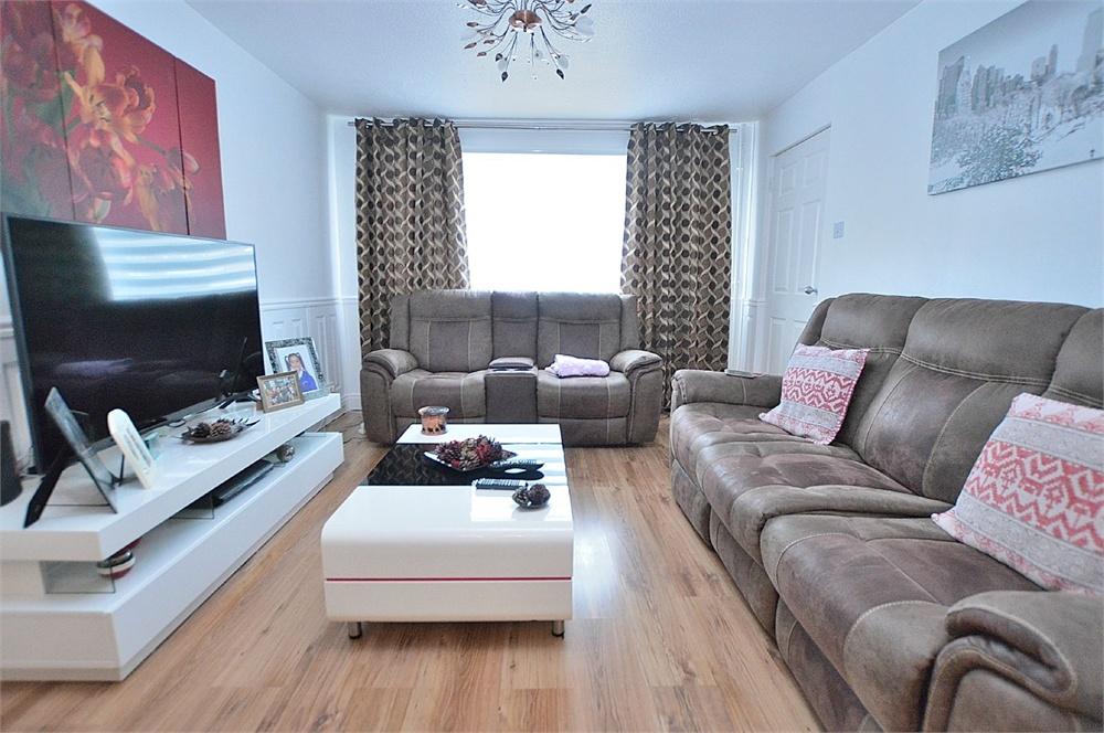 Lennox Walk, Rye Hill, Northampton Edward Knight Estate Agents