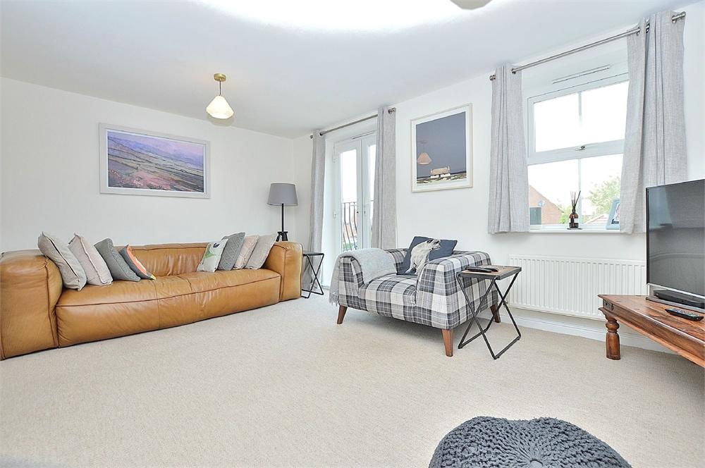 Elm Grove, Wootton, Northampton Edward Knight Estate Agents