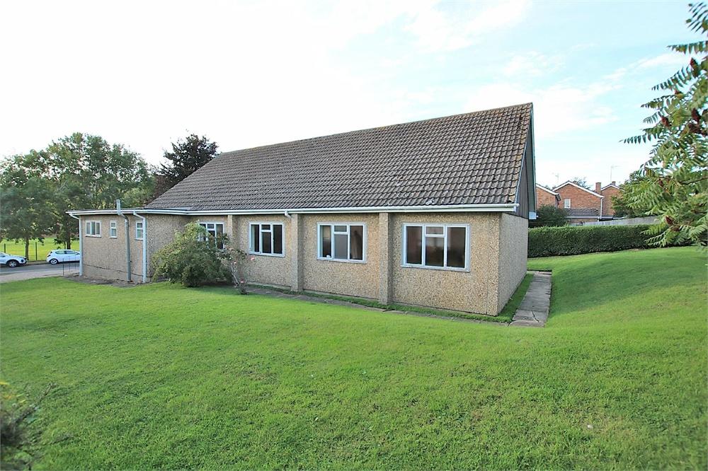 Churchill Road, Earls Barton, Northampton Edward Knight Estate Agents