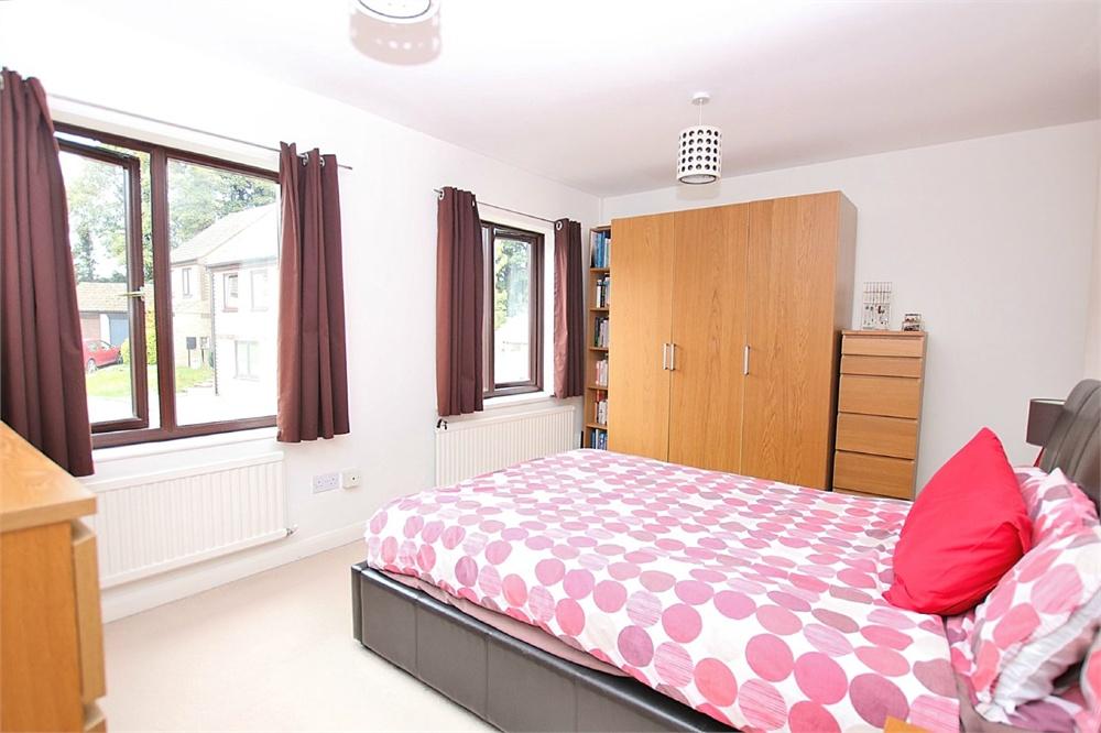 Ecton Park Road, Ecton Brook, Northampton Edward Knight Estate Agents