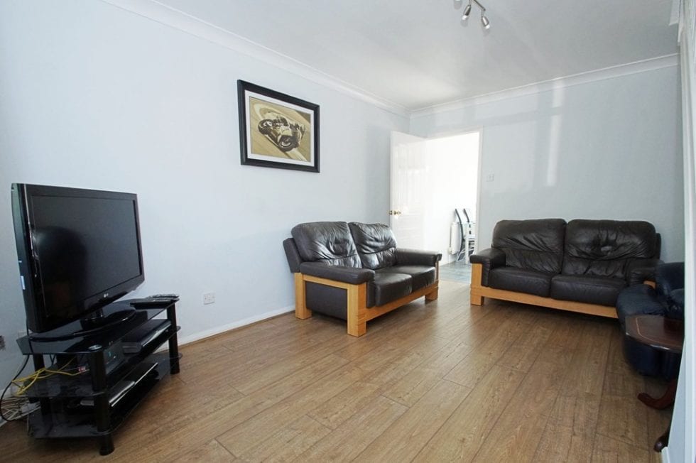 Naseby Drive, Lang Farm, Daventry Edward Knight Estate Agents