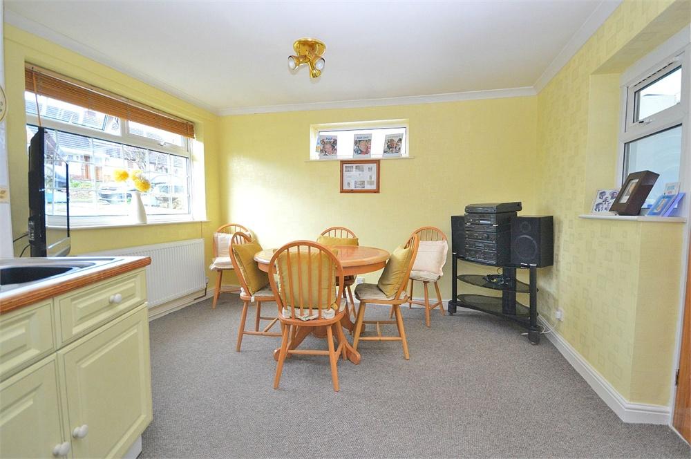 Meshaw Crescent, Abington Vale, Northampton Edward Knight Estate Agents