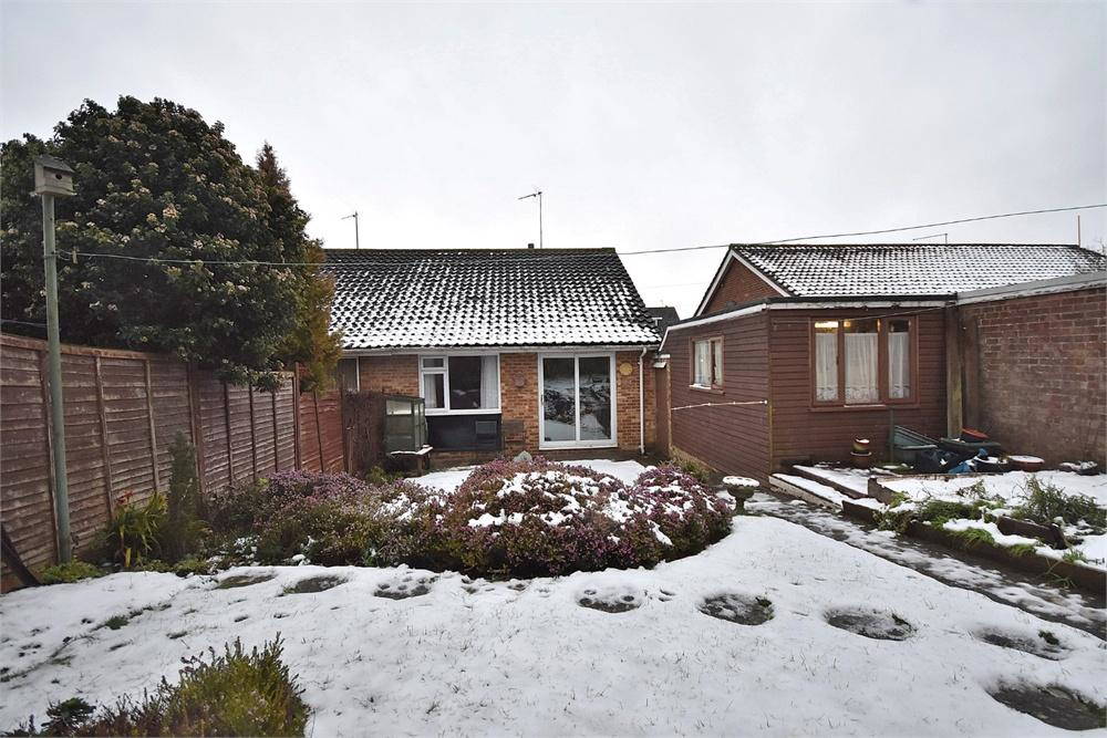 Lynmouth Avenue, Abington Vale, Northampton Edward Knight Estate Agents