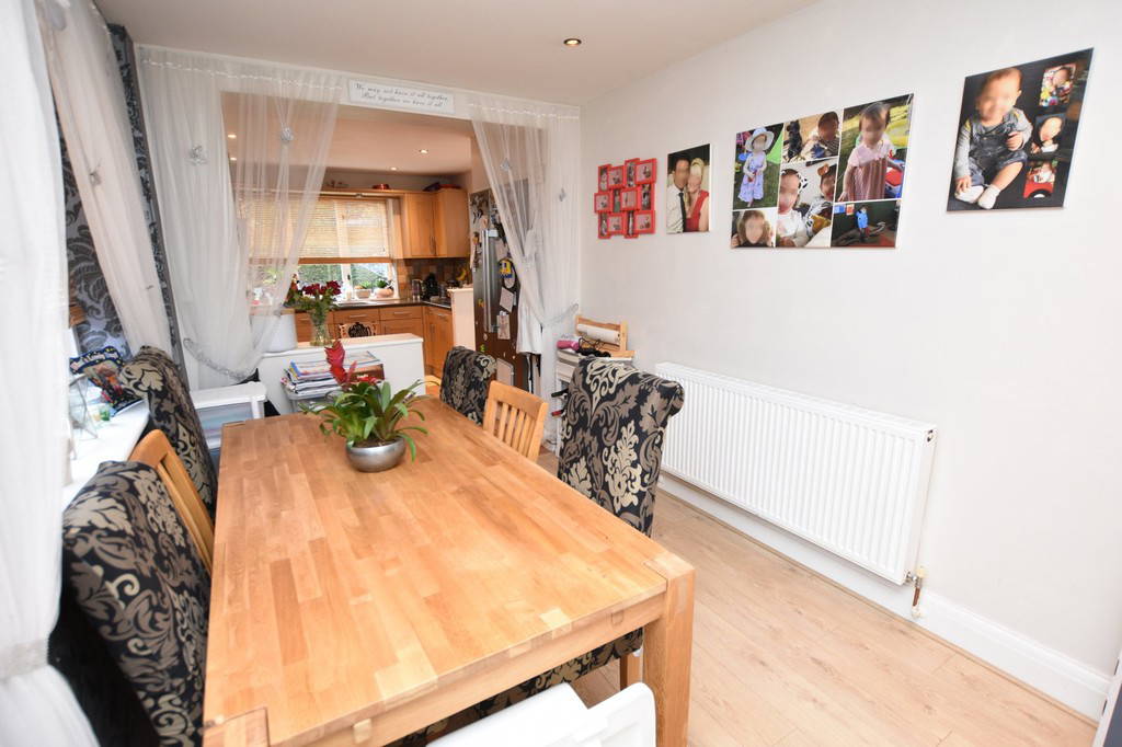 Eastlands Road, Rugby Edward Knight Estate Agents