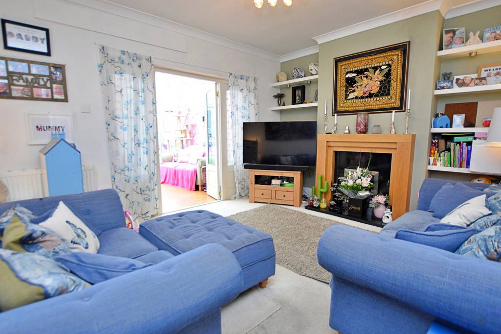 Eastlands Road, Rugby Edward Knight Estate Agents