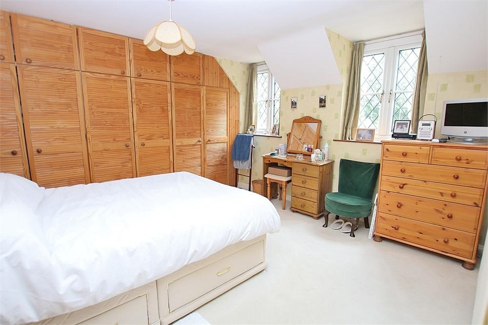 Dallington Park Road, Northampton Edward Knight Estate Agents