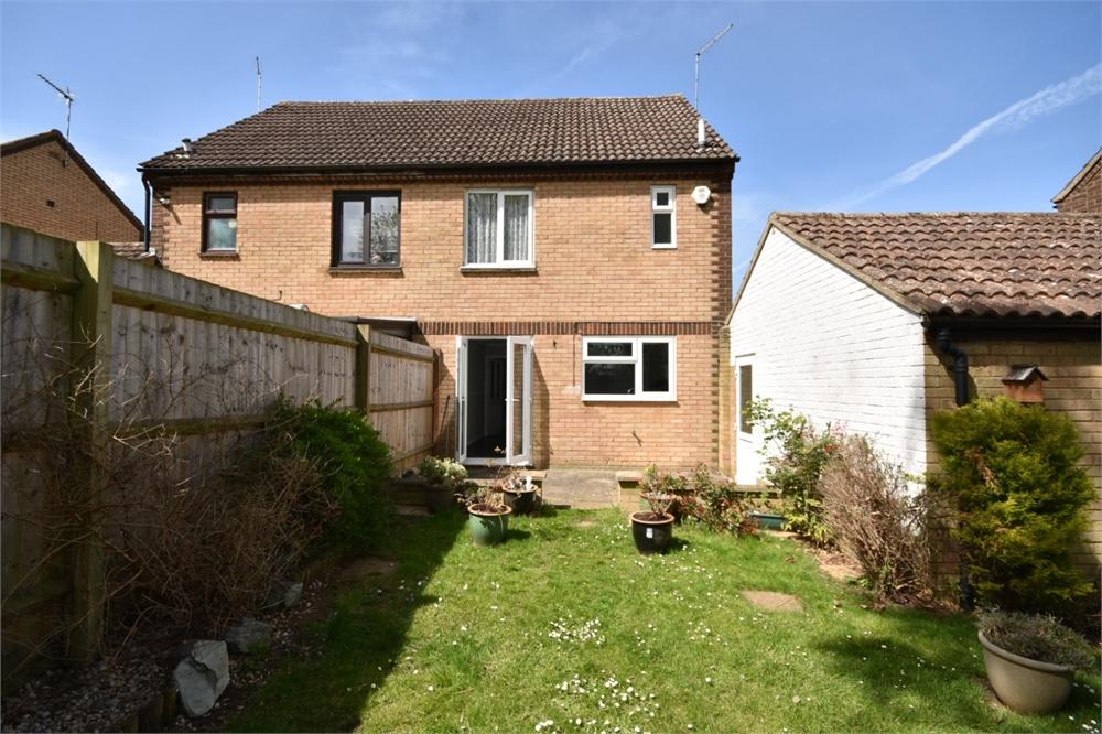 Raisins Field Close, Ecton Brook, Northampton Edward Knight Estate Agents