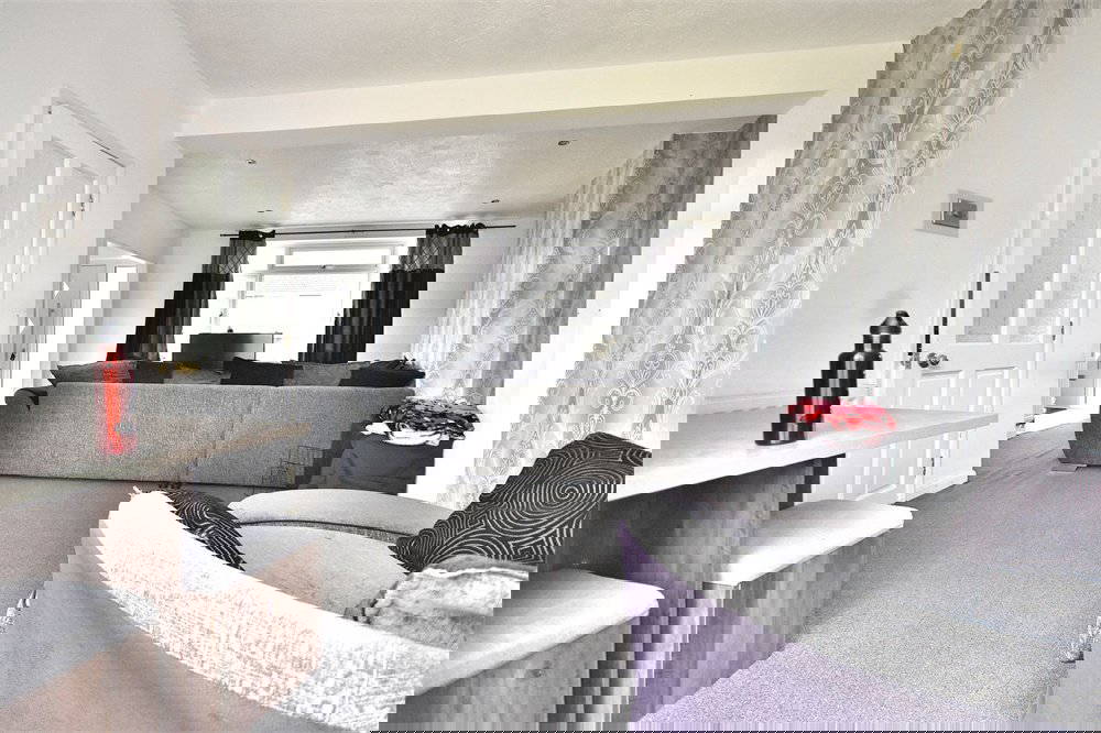 Chiltern Avenue, Northampton Edward Knight Estate Agents