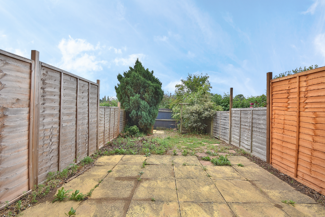 Thomas Chapman Grove, Northampton Edward Knight Estate Agents