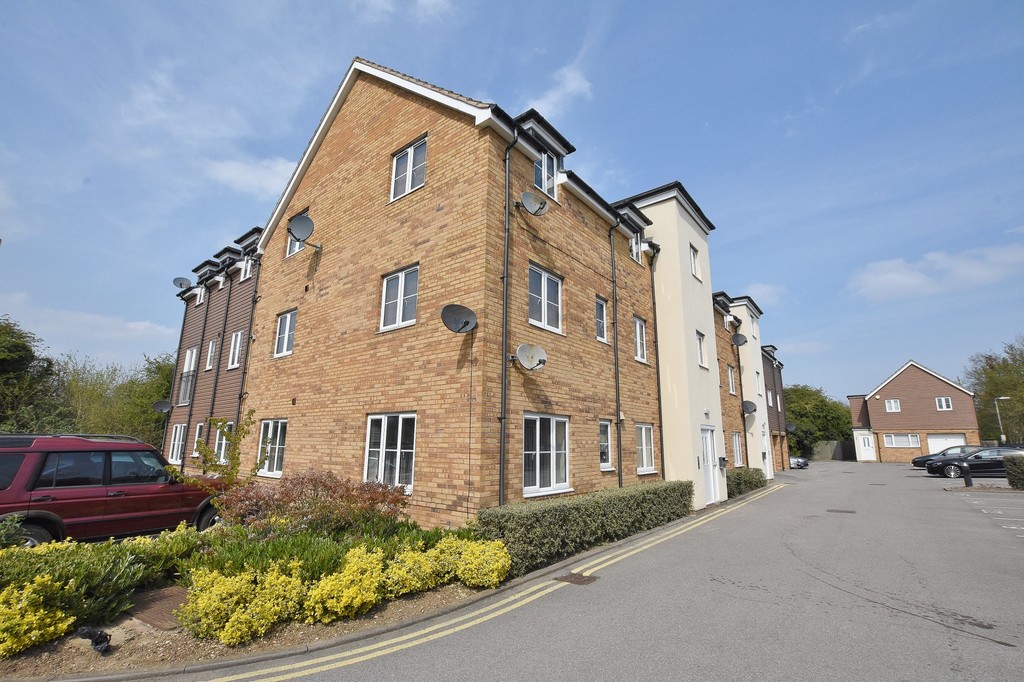 Lawford Bridge Close, Rugby