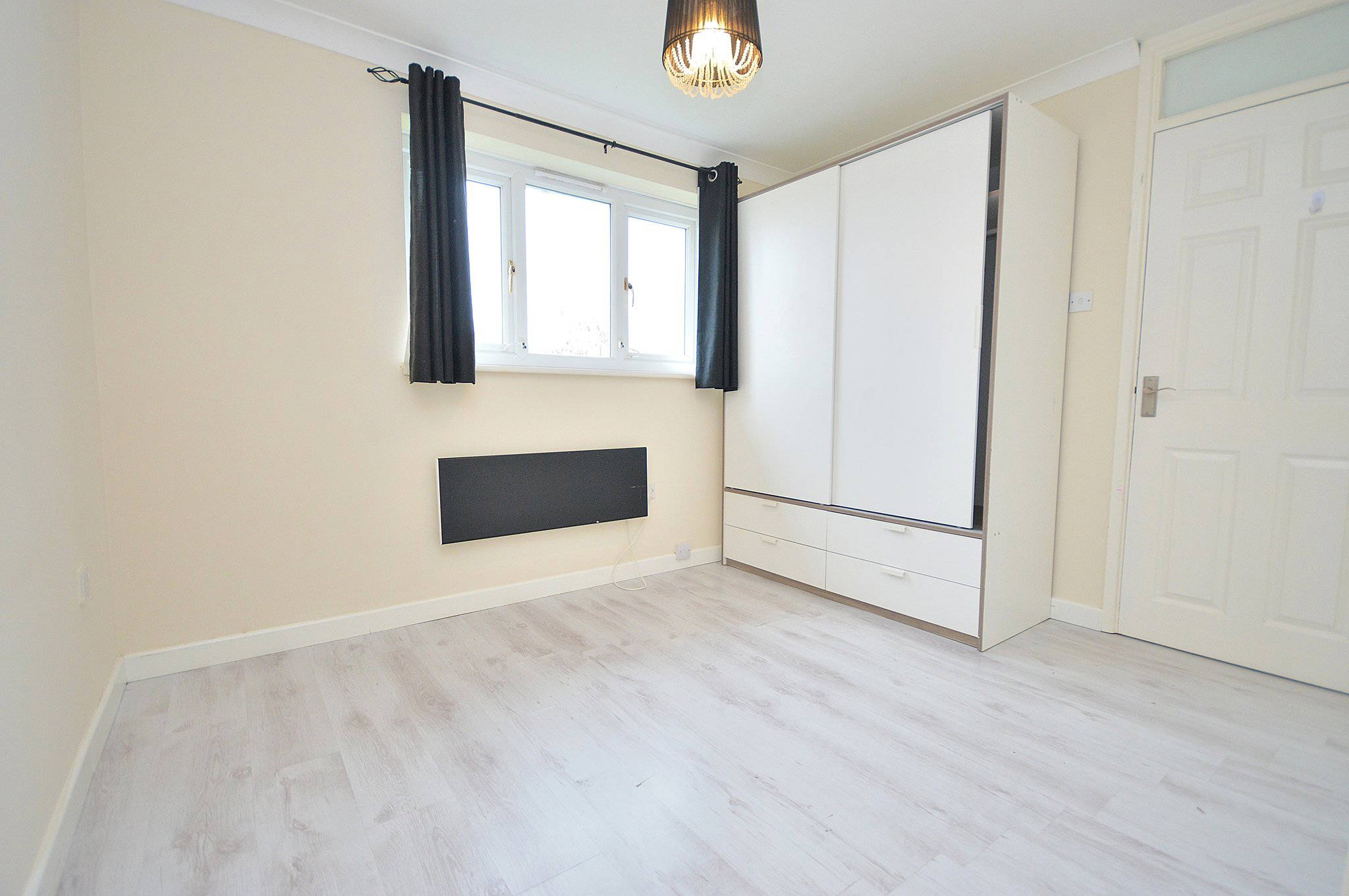 Sir John Pascoe Way, Northampton Edward Knight Estate Agents