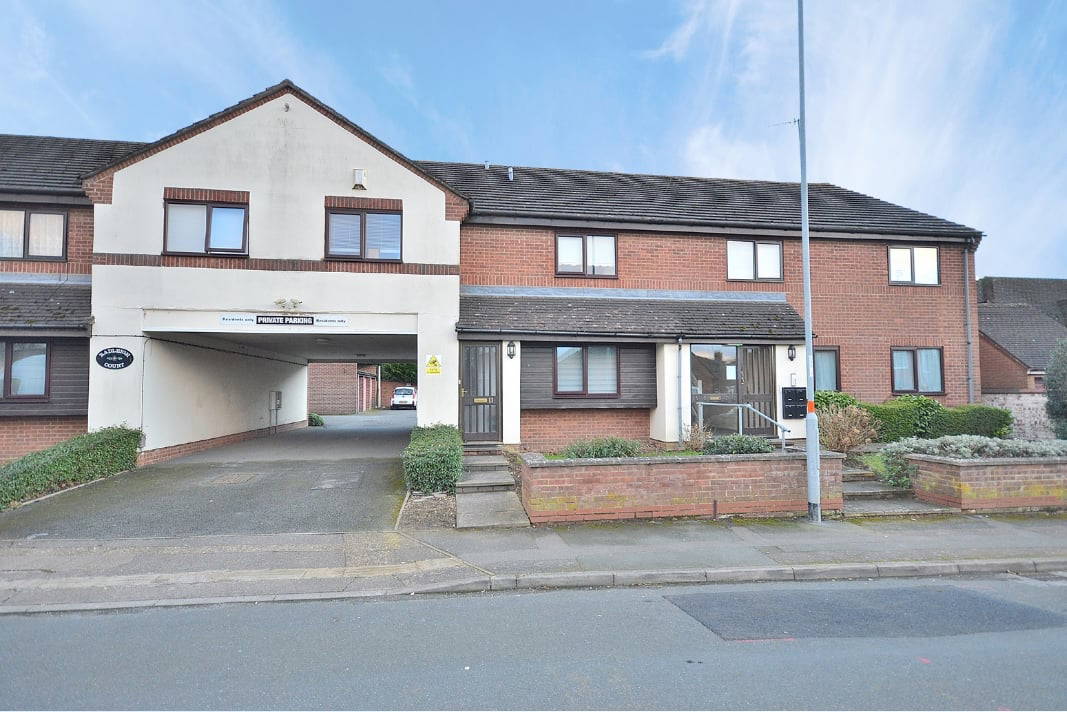 Homestead Way, Northampton Edward Knight Estate Agents