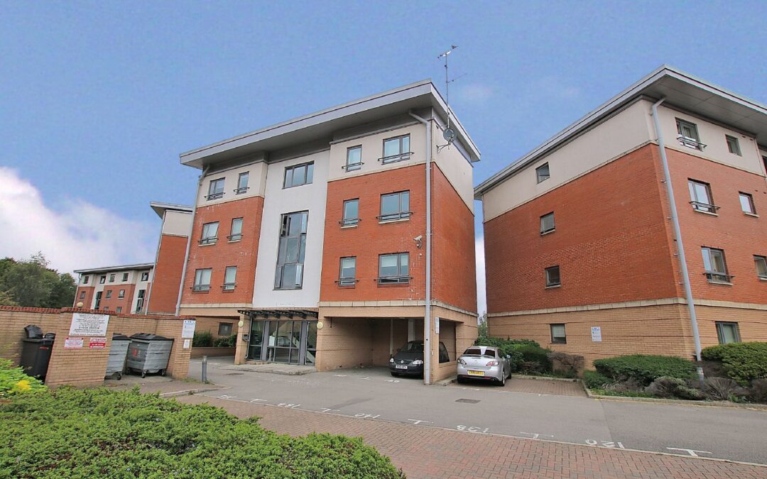 West Cotton Close, Northampton