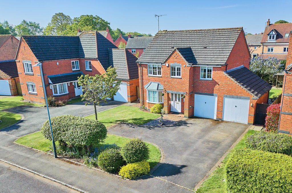 Lawford Lane, Bilton