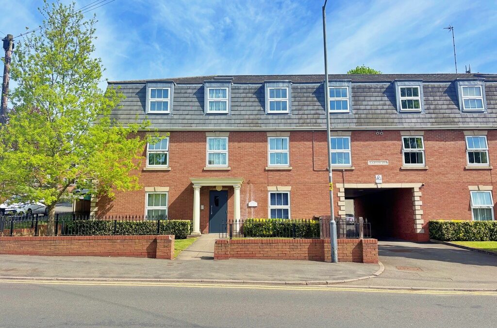 Main Street, Newbold