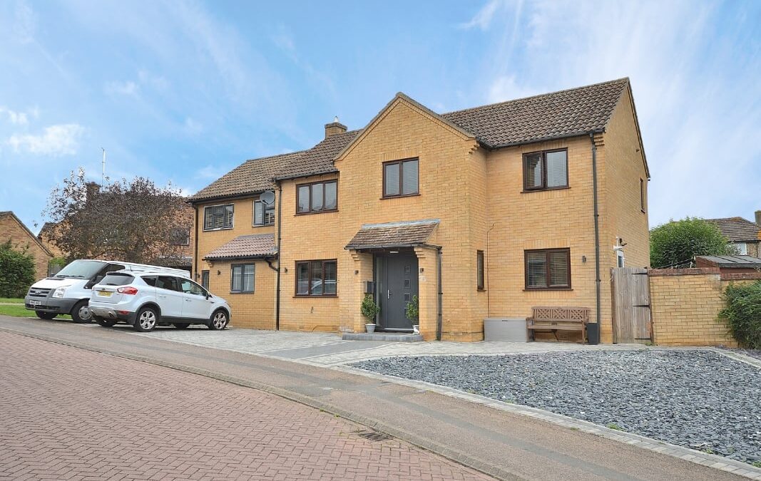 Huntsmead, Northampton