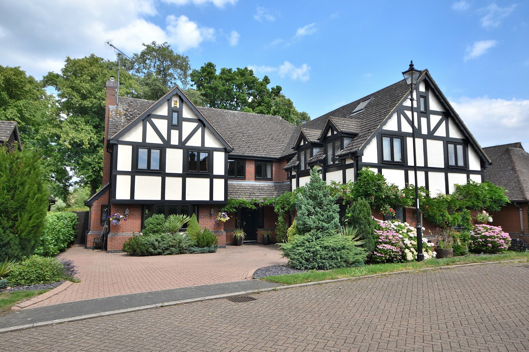 Medinah Close, Northampton