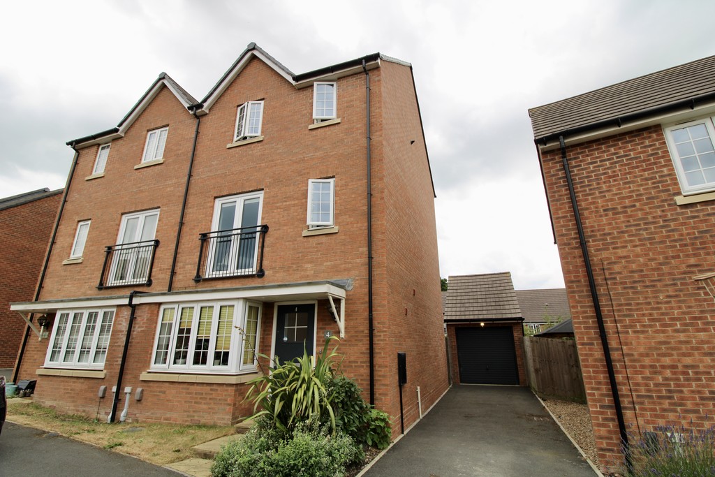 East Close, Cawston, Rugby