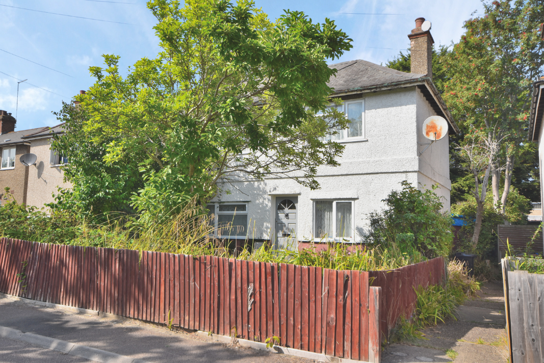 Queen Eleanor Terrace, Northampton