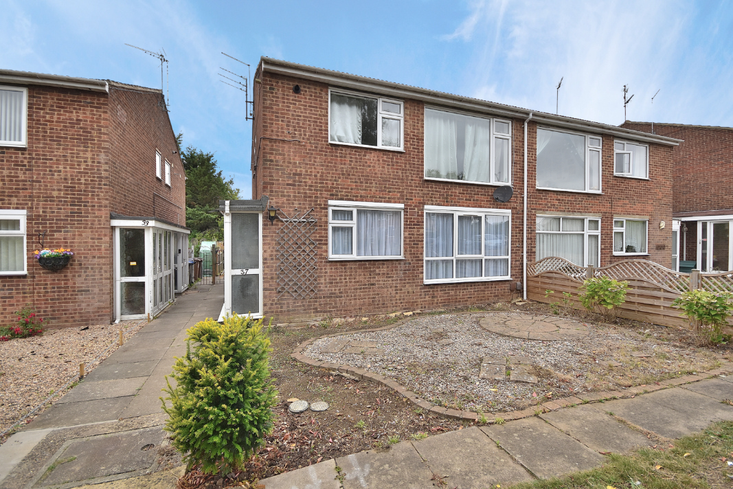 Conifer Rise, Northampton