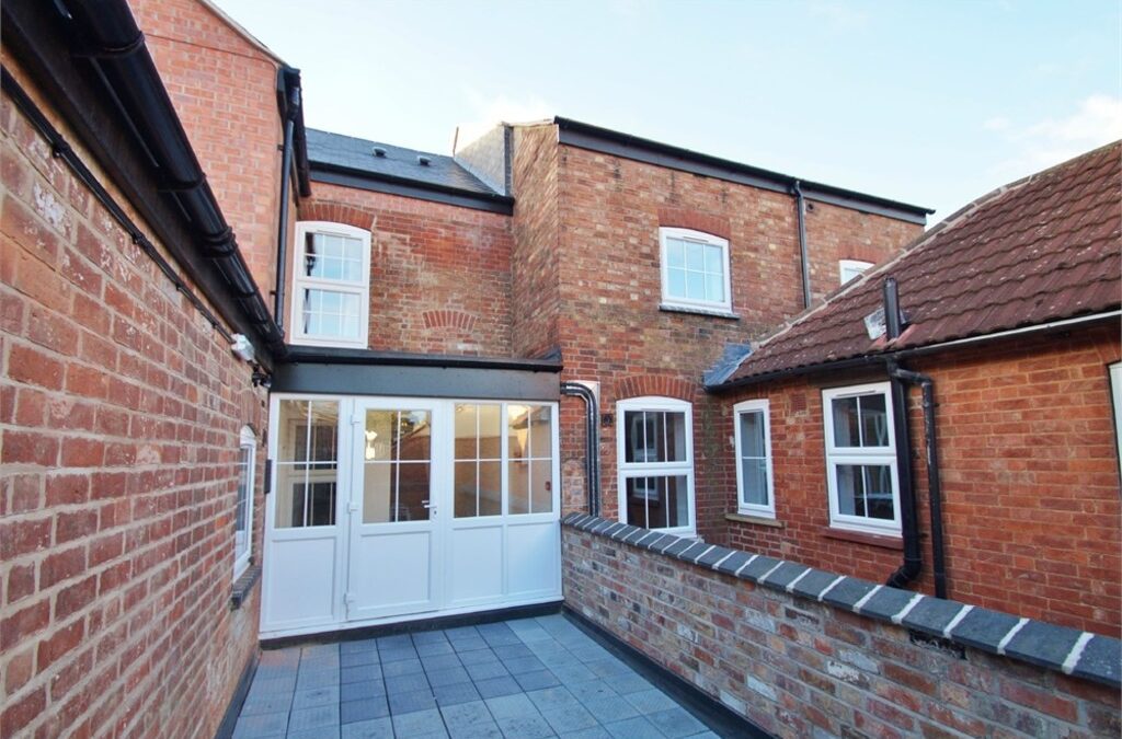 Church Court, Little Church Street