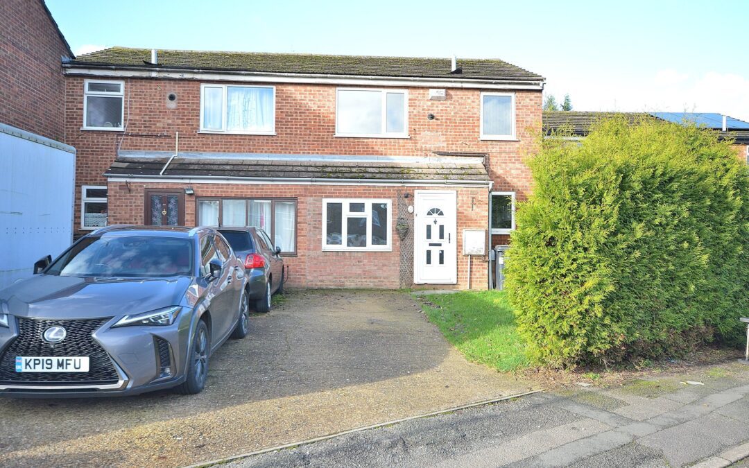 Lowlands Close, Northampton