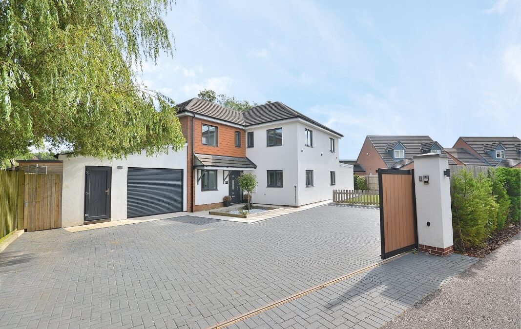 Willow Lane, Northampton