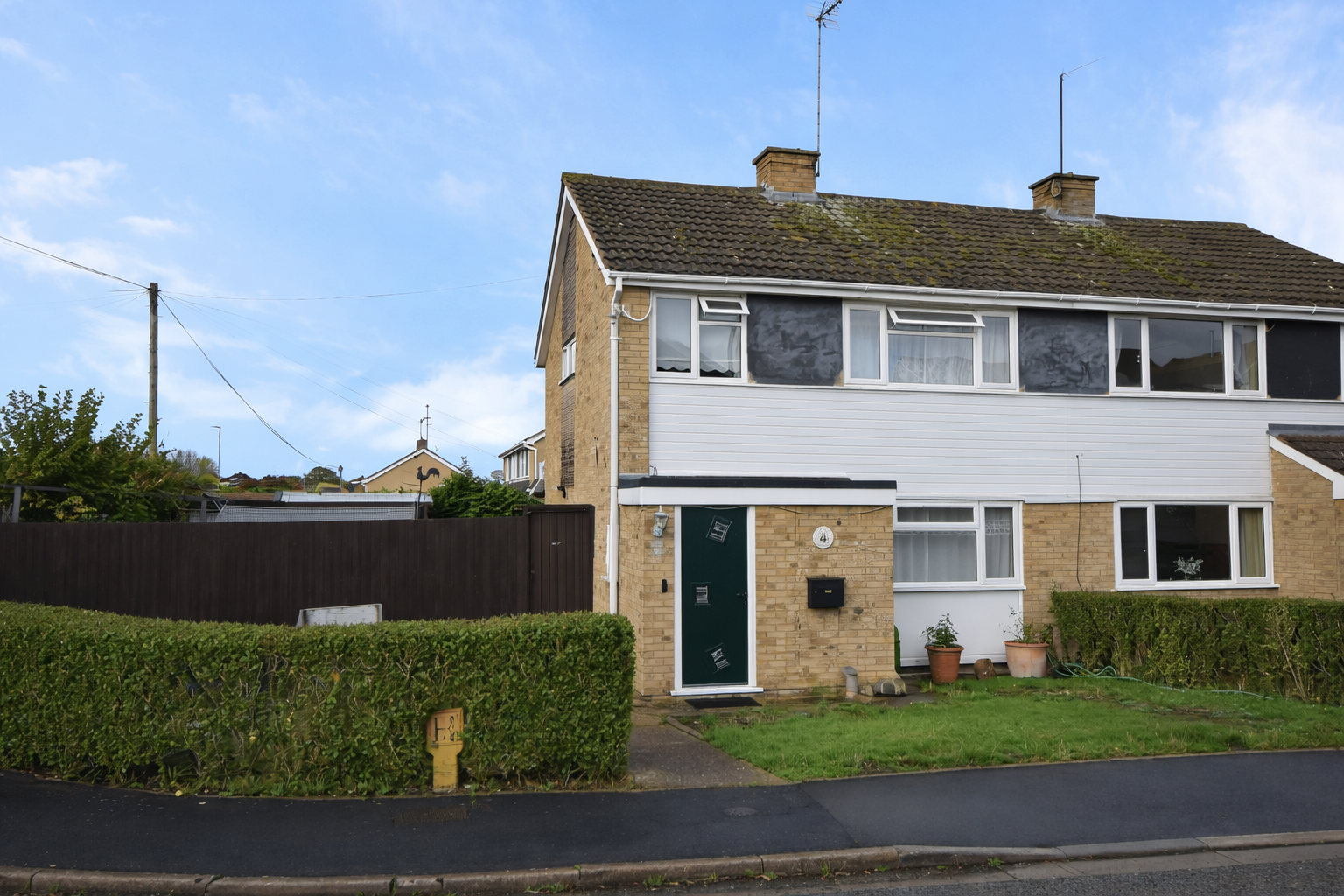 Woburn Court, Rushden