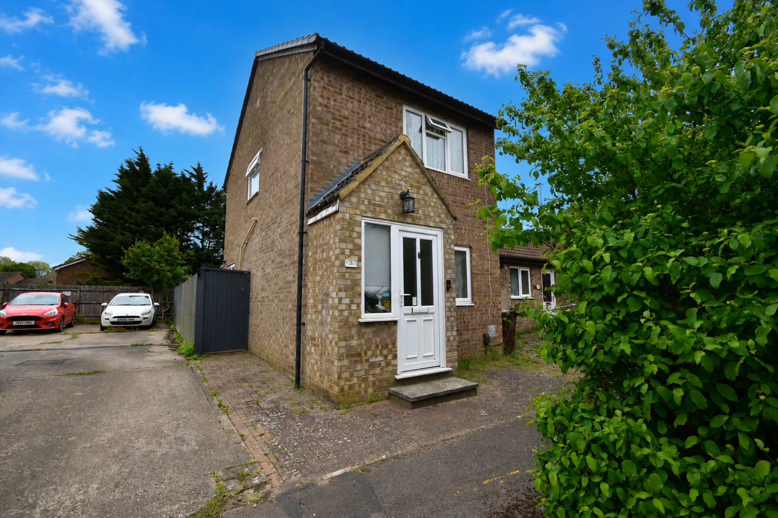 Chedworth Close, Northampton
