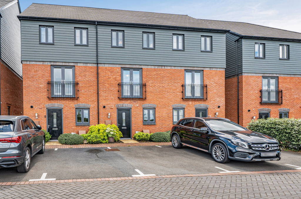 Moors Lane, Houlton