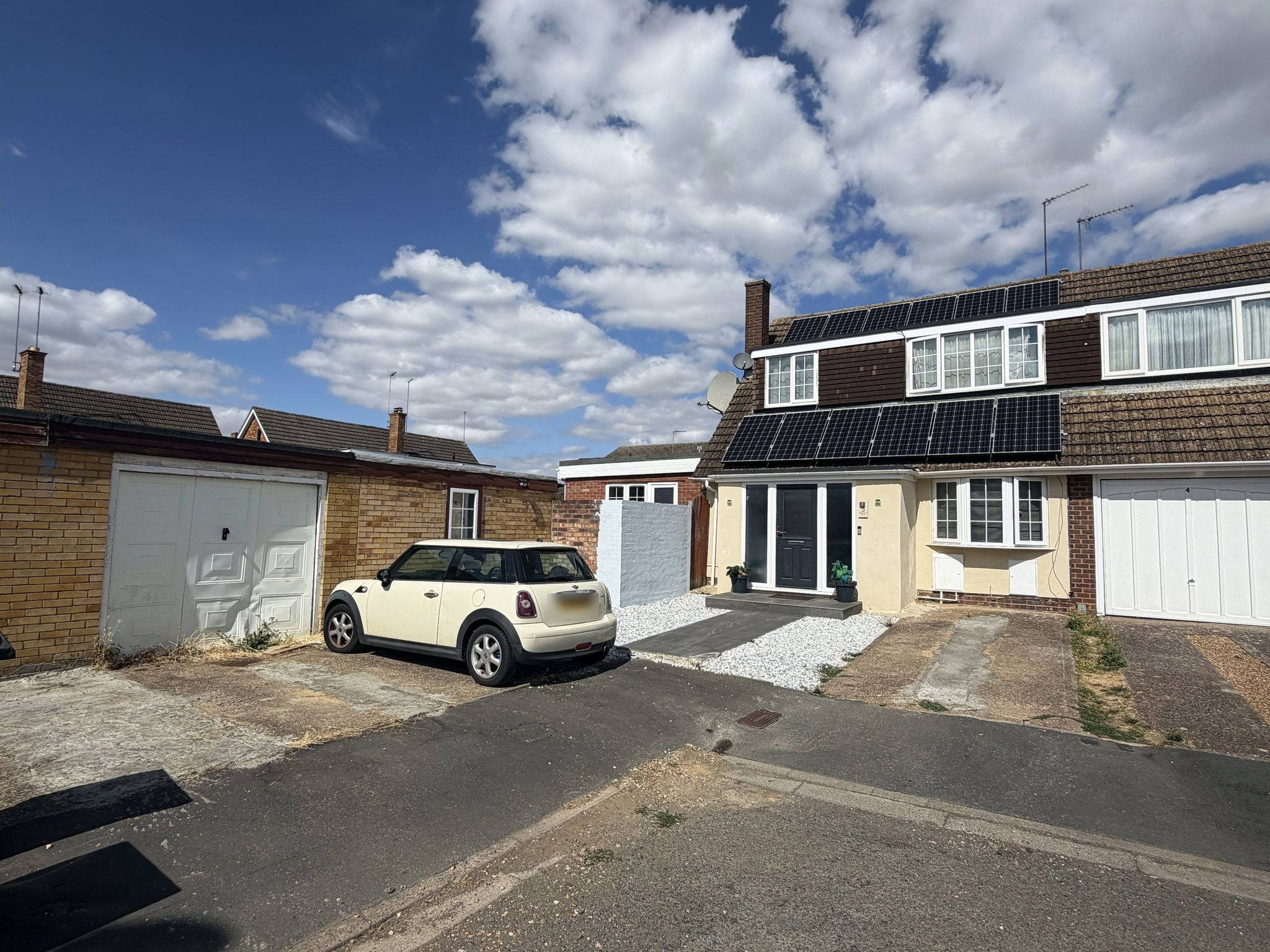 Bideford Close, Northampton