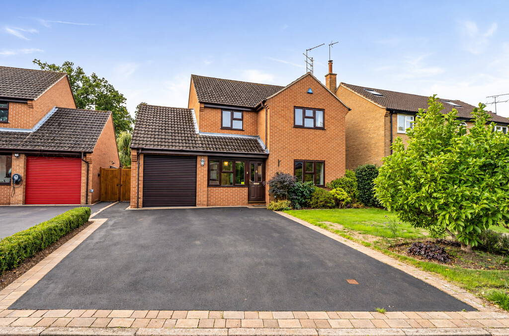 Bennett Drive, Warwick