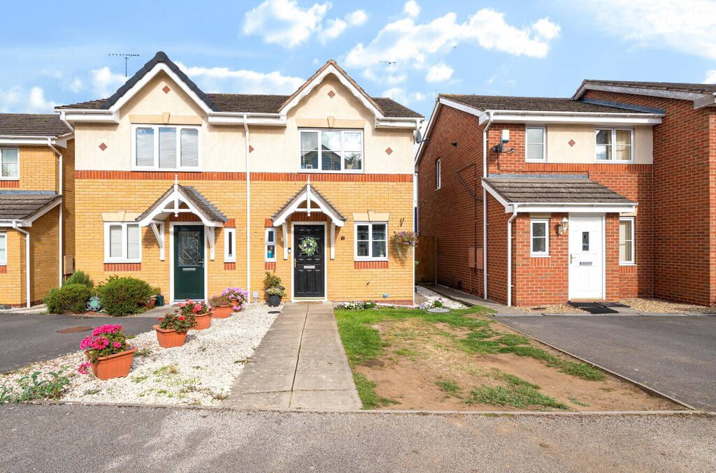Viaduct Close, Rugby